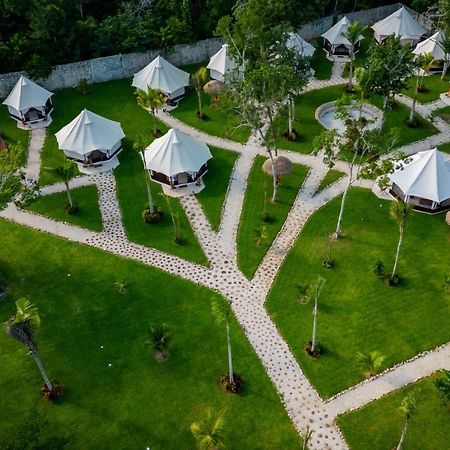 Xakluum Eco Glampings Hotel ปัวร์โตโมเรลอส ภายนอก รูปภาพ