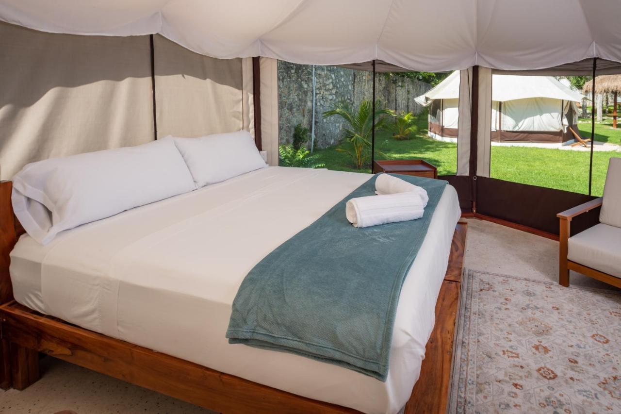 Xakluum Eco Glampings Hotel ปัวร์โตโมเรลอส ภายนอก รูปภาพ