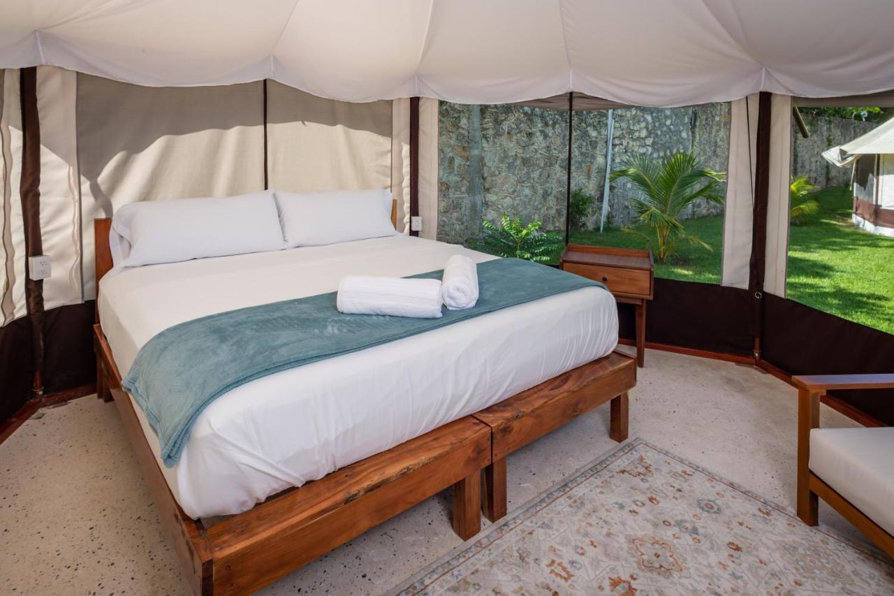 Xakluum Eco Glampings Hotel ปัวร์โตโมเรลอส ภายนอก รูปภาพ