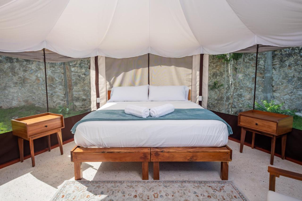 Xakluum Eco Glampings Hotel ปัวร์โตโมเรลอส ภายนอก รูปภาพ